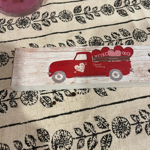 Valentine’s day decorations - Picture 4 of 6